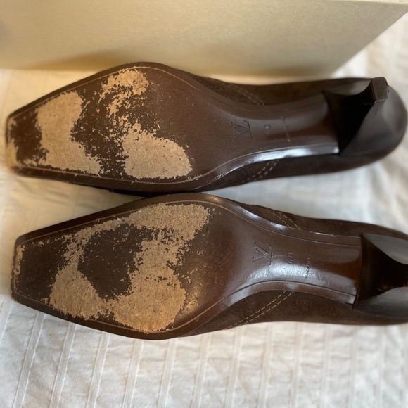 Vintage Louis Vuitton heels - Picture 4 of 8